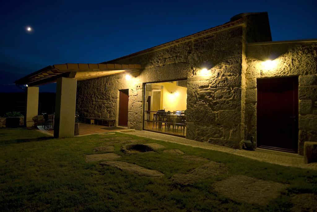 Casa Entre-Palheiros E Casa Do Canastro Монталегре Стая снимка